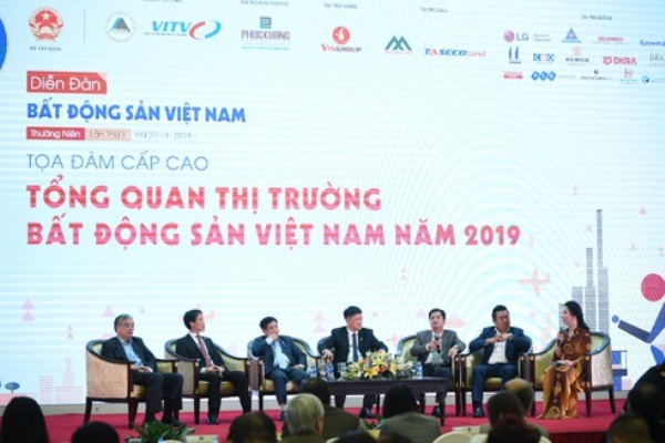Phó Cục trưởng Cục quản lý Nhà: Nhiều dự án bị dừng để rà soát là việc làm đúng đắn!