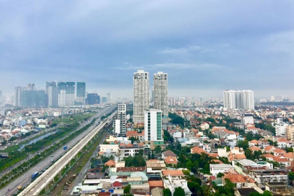 Nóng trong tuần: Giá nhà tăng cao thách thức người mua nhà