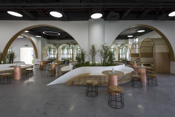 Văn phòng Giao hàng tiết kiệm do iplus Architecture thiết kế