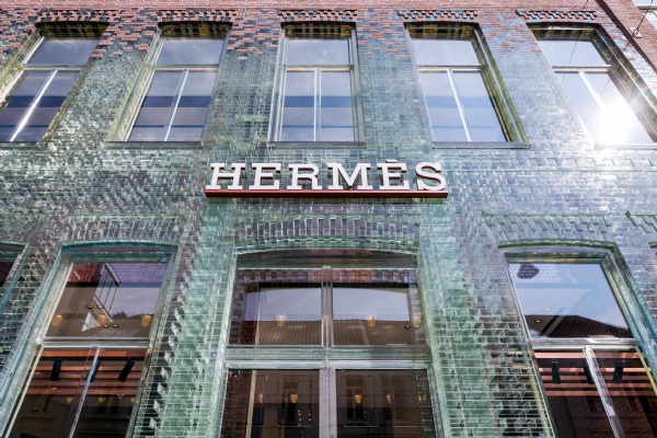 Hermès tiếp quản Crystal House của MVRDV tại Amsterdam