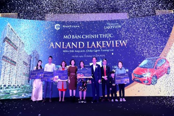 500 khách hàng dự lễ mở bán Anland Lakeview