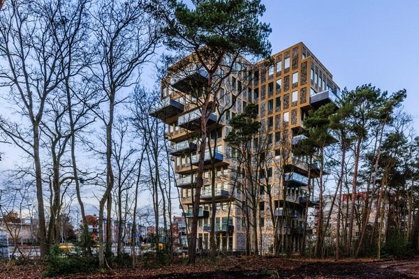 Belvedere Tower - Tòa chung cư hình chữ thập độc đáo ở Amsterdam