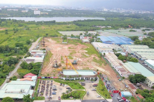 Doanh nghiệp địa ốc tăng tốc trở lại
