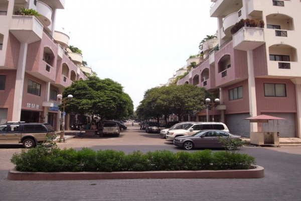 Khu căn hộ Thuận Việt
