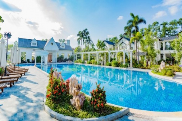 Vườn Vua Resort & Villas