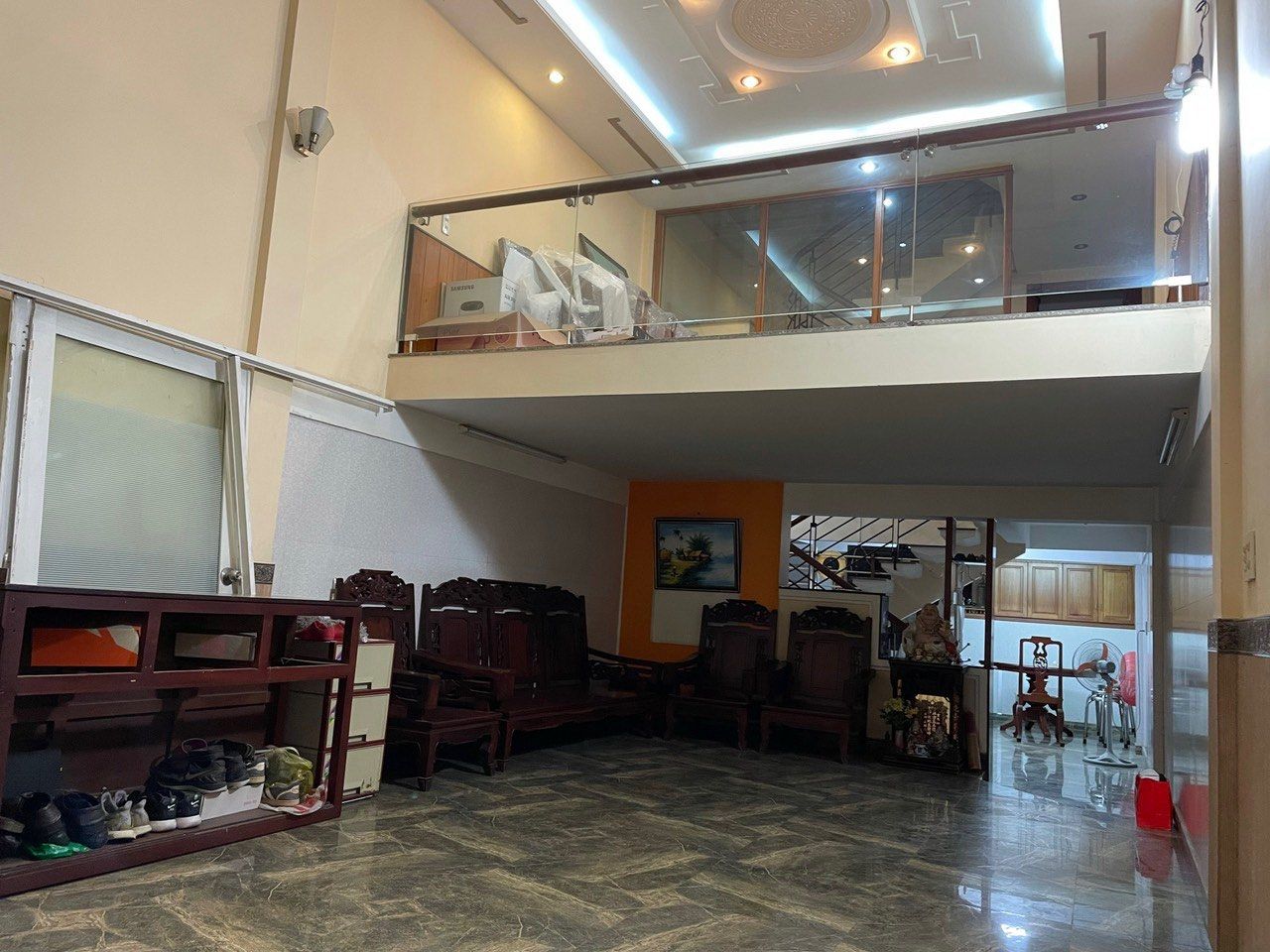 Cho thuê nguyên căn nhà mặt tiền chợ Nhị Thiên Đường, Q8. Thuận lợi kinh doanh, văn phòng, gia đình