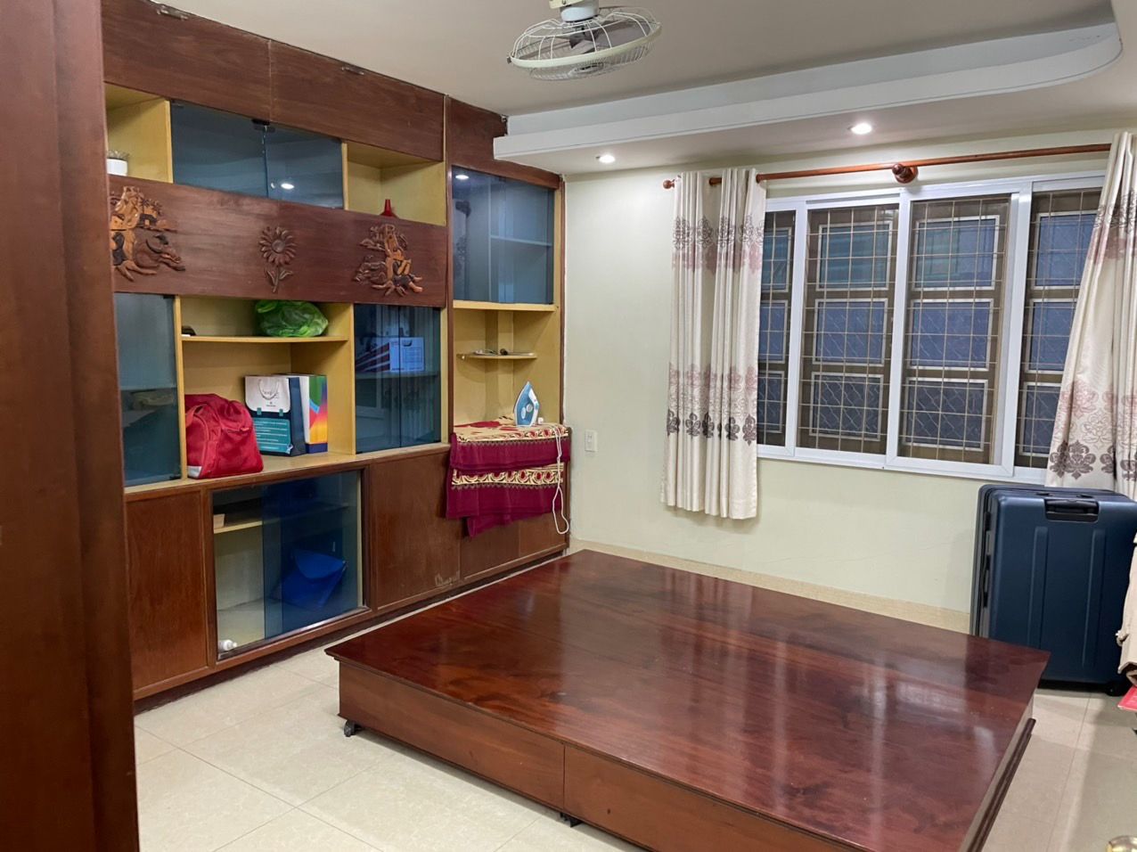 Cho thuê nguyên căn nhà mặt tiền chợ Nhị Thiên Đường, Q8. Thuận lợi kinh doanh, văn phòng, gia đình
