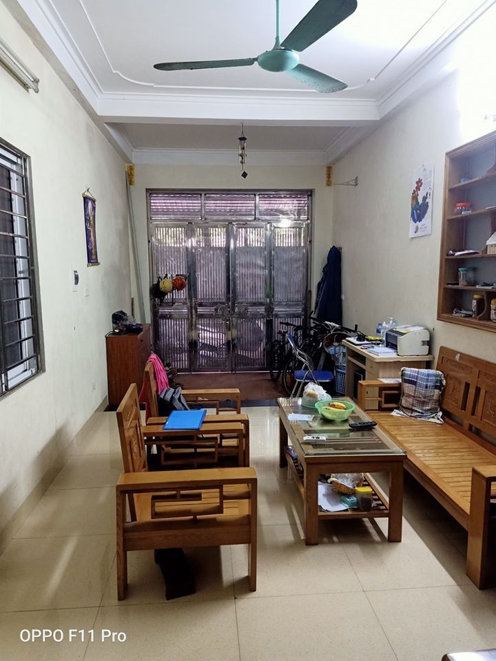 Chính chủ cần bán gấp nhà tại Trích Sài, 150m ra Hồ Tây LH 0975295553