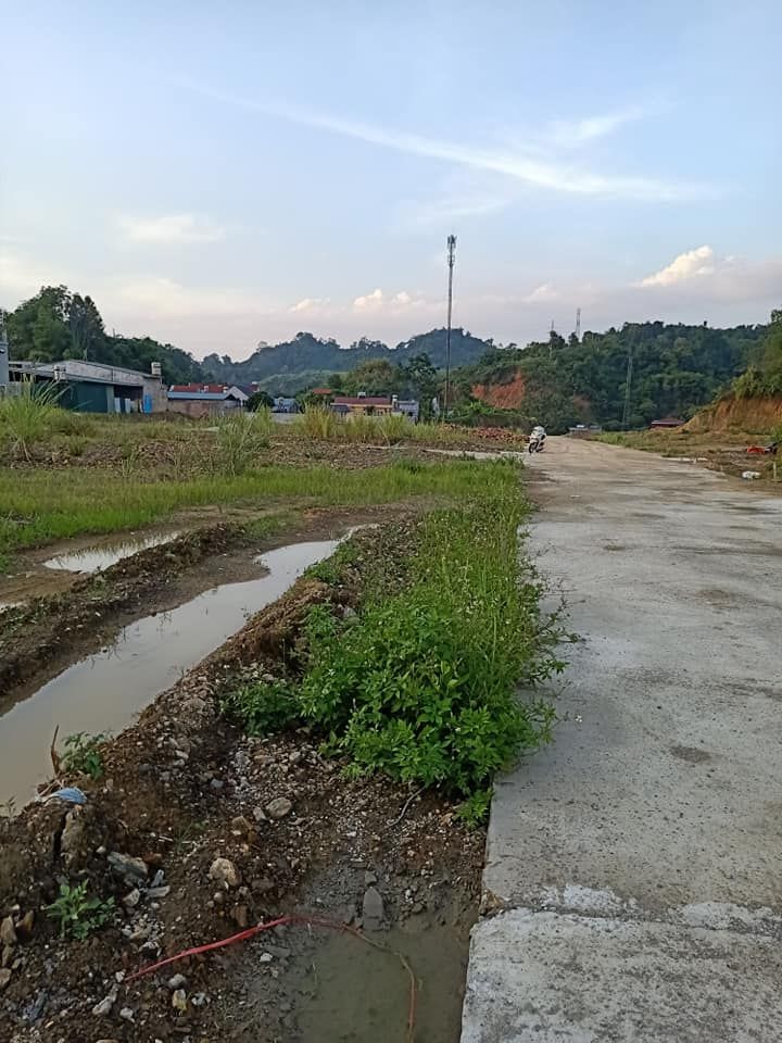 Đất chính chủ, không qua trung gian, bao thủ tục sang bìa. Bắc Kạn