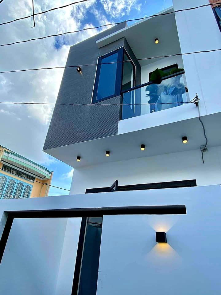 BÁN NHÀ LẦU 2 MẶT TIỀN TRỤC CHÍNH HẺM 77 PHẠM NGŨ LÃO MỚI 100%. THUẬN TIỆN KINH DOANH TẠI NHÀ