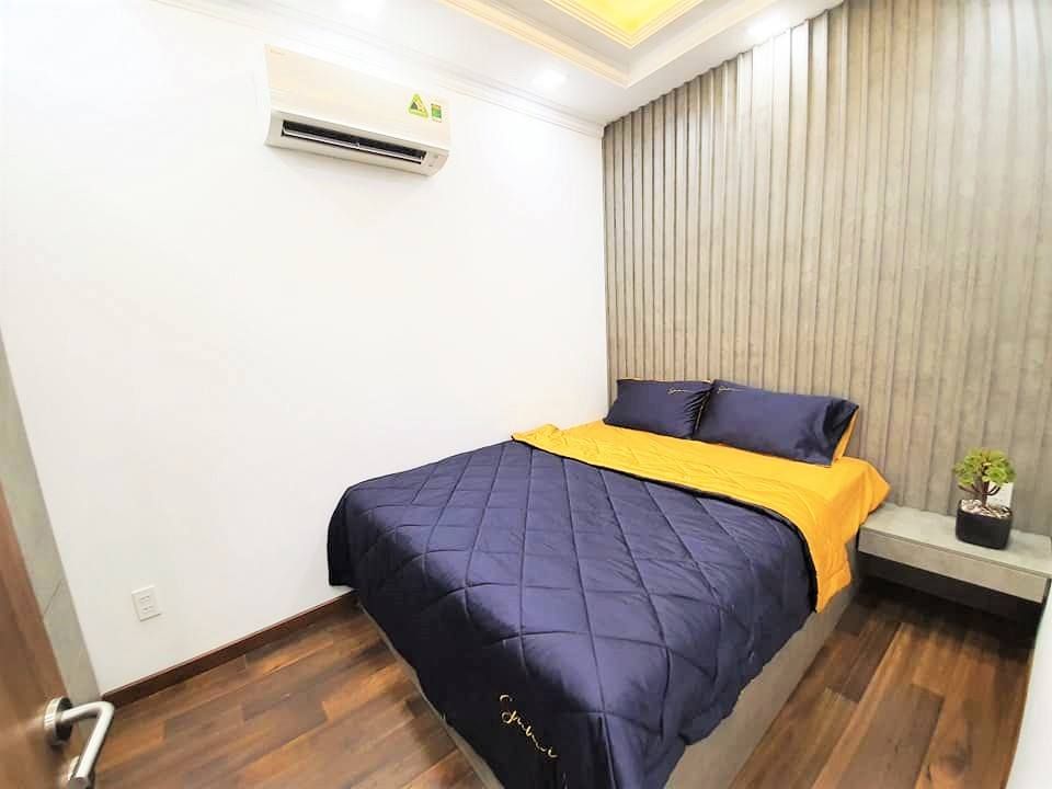 Cho thuê căn hộ dịch vụ 1PN 1036 Cách Mạng Tháng 8 Quận Tân Bình.