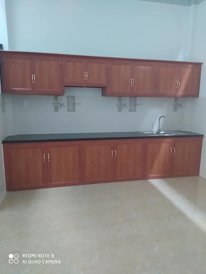 Nhà 1 trệt 1lầu , đúc 2 tấm Vị trí cách ngã tư Miếu Ông Cù 3p đi xe