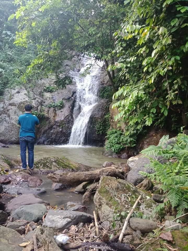 Ai mua thác , hồ,suối,view Hà Nội,Chương Mỹ,Xuân Mai,Lương Sơn và kết hợp nhảy dù em bán cho a.