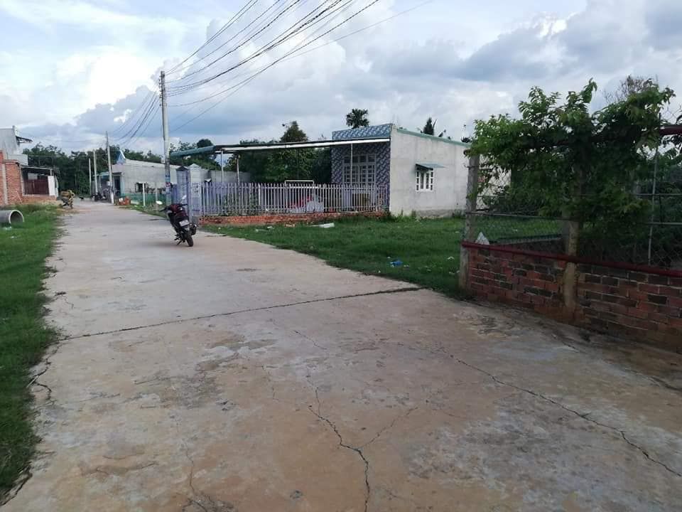 Miếng đất ngay cầu Linh Hương Tam An....trục đường ra thị trấn Long Thành chỉ 2km