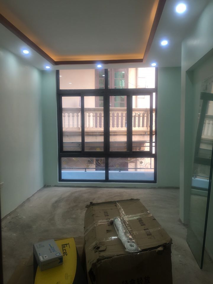 Bán nhà Khương Trung, Thanh Xuân, 60m xây 5 tầng có cầu thang máy, ô tô vào nhà