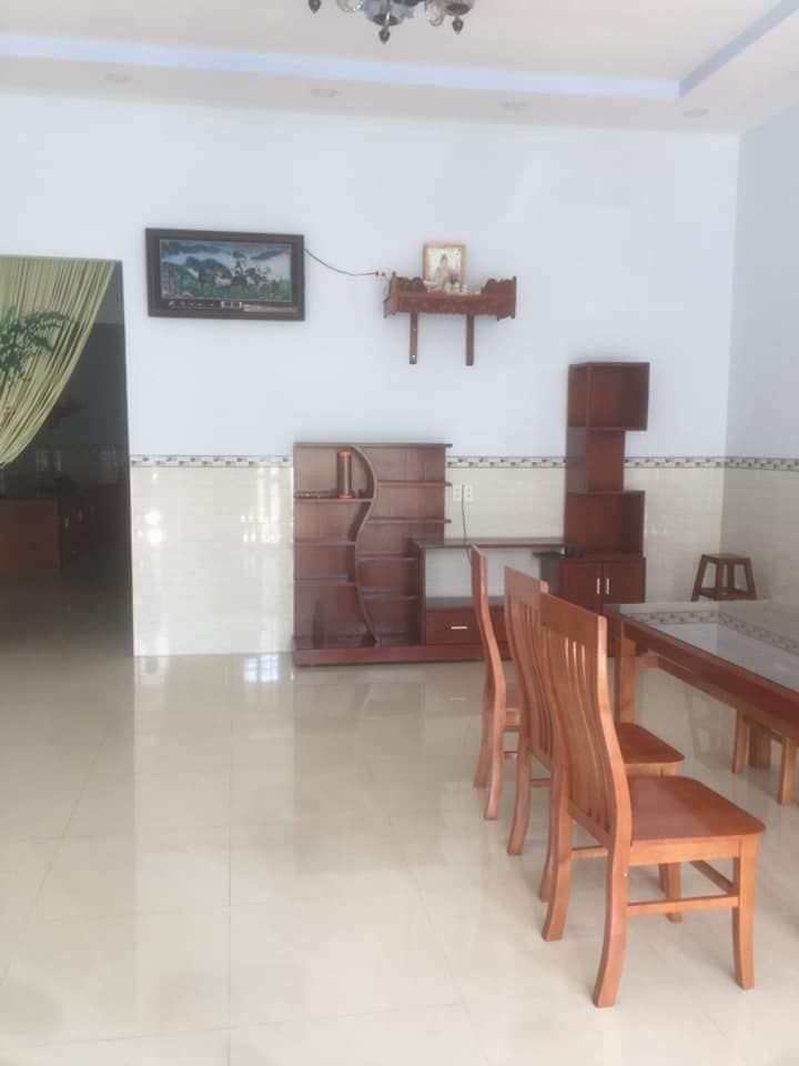 Cần bán nhà tại phường Xuân thanh.thành phố long Khánh.Diện tích:6.3*22m Thổ cư. Sổ riêng