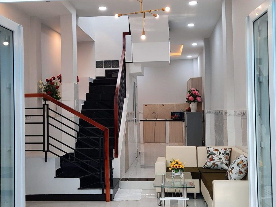 Cho thuê nhà nguyên căn Quận 3 Hẻm 18 Đường Trần Quang Diệu Phường 14