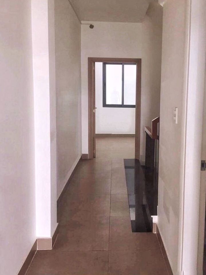 HOT HOT NNC mới xây 5pn Đc 525 Huỳnh Văn Bánh, P14, Phú Nhuận.