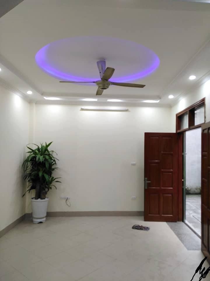 Bán nhà Triều Khúc – Thanh Xuân, lô góc, 35m, 6 tầng, 2.45 tỷ