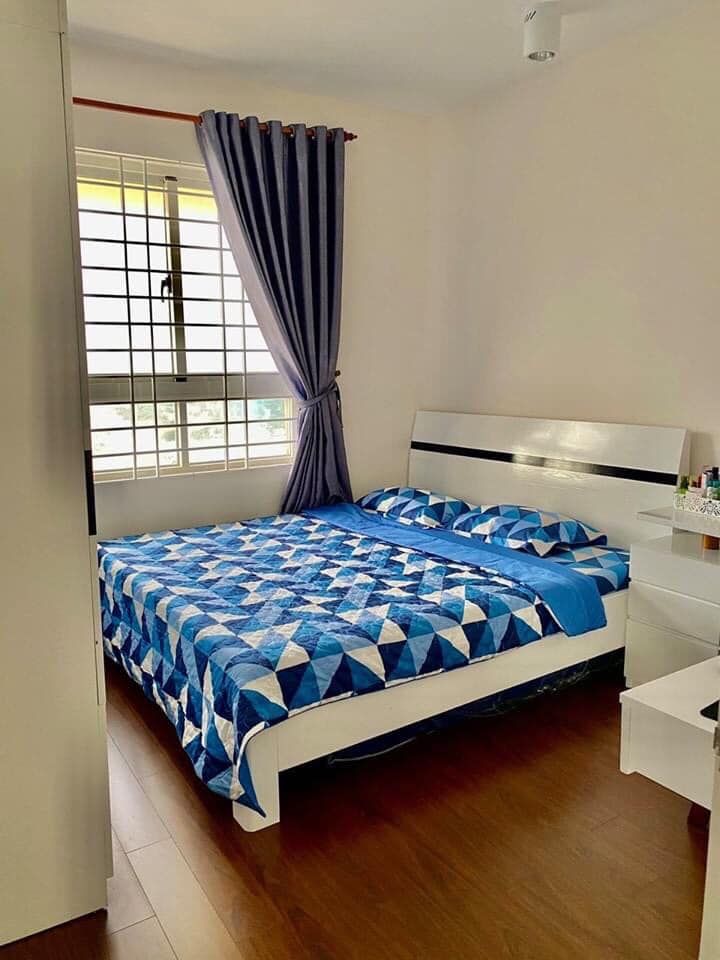 Cần bán gấp căn hộ Vũng Tàu Plaza, căn góc tầng cao đt 65,2 m 2p ngủ.