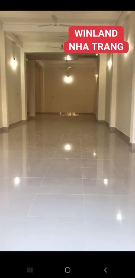 CHO THUÊ MẶT BẰNG SIÊU ĐẸP ngang 8m dài 14m2.trệt trống suốt. Nhà 1 trệt 1 lửng 1 lầu có 2p ngủ