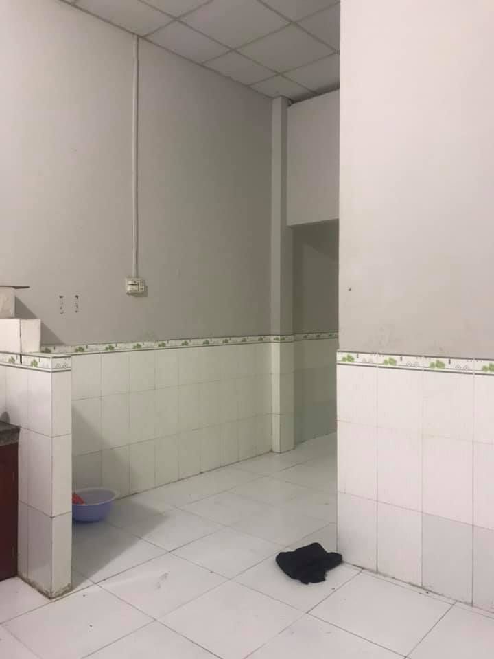 Bán nhà đường số 1 Lê Hoàn Diện tích: 77,7m2