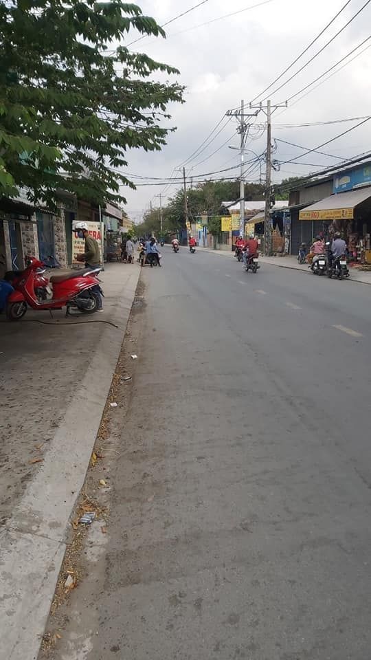 Hàng thơm xuất hiện Mặt tiền huỳnh thị na, xã đông thạnh, hóc môn 12x30 đất trồng cây