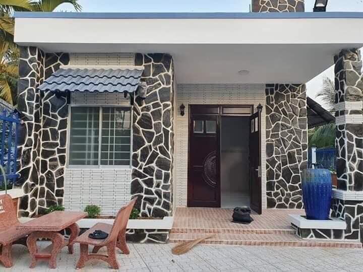 Nhà đẹp HỮU ĐỊNH GẦN CẦU PHÚ DÂN CHỢ TÚ ĐIỀN thiết kế hiện đại, tiện nghi theo tiêu chuẩn biệt thự