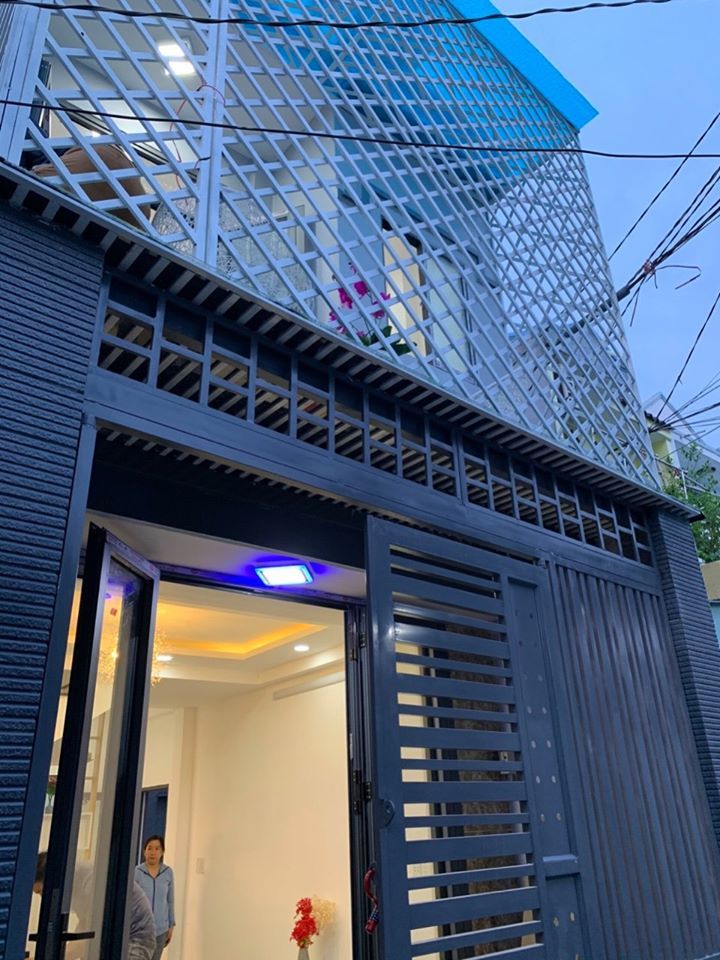 Bán nhà 1806/23/9 huỳnh tấn phát nhà bè