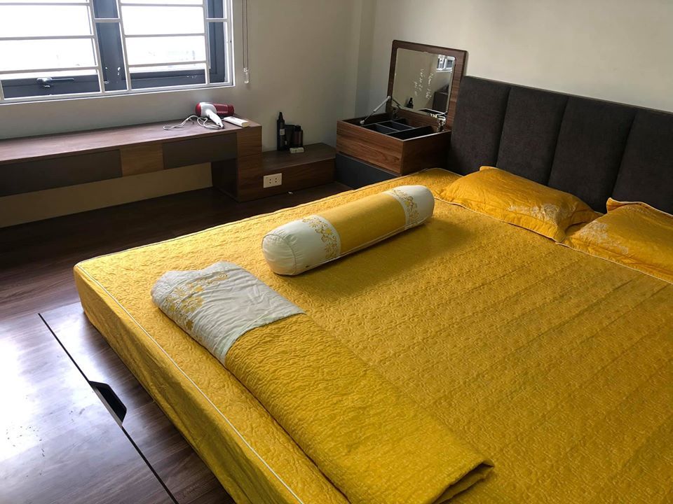 Tôi cần bán nhà Long Biên chính chủ 4 tầng, xây mới tháng 12/2019 , 1 phòng khách rộng, 2 Phòng ngủ