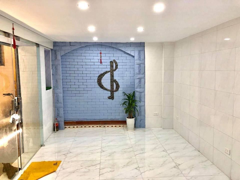 Siêu hiếm - Chỉ 2 tỷ có nhà Lê Văn Lương - 28m2*4T - Vị trí trung tâm - Gần phố.