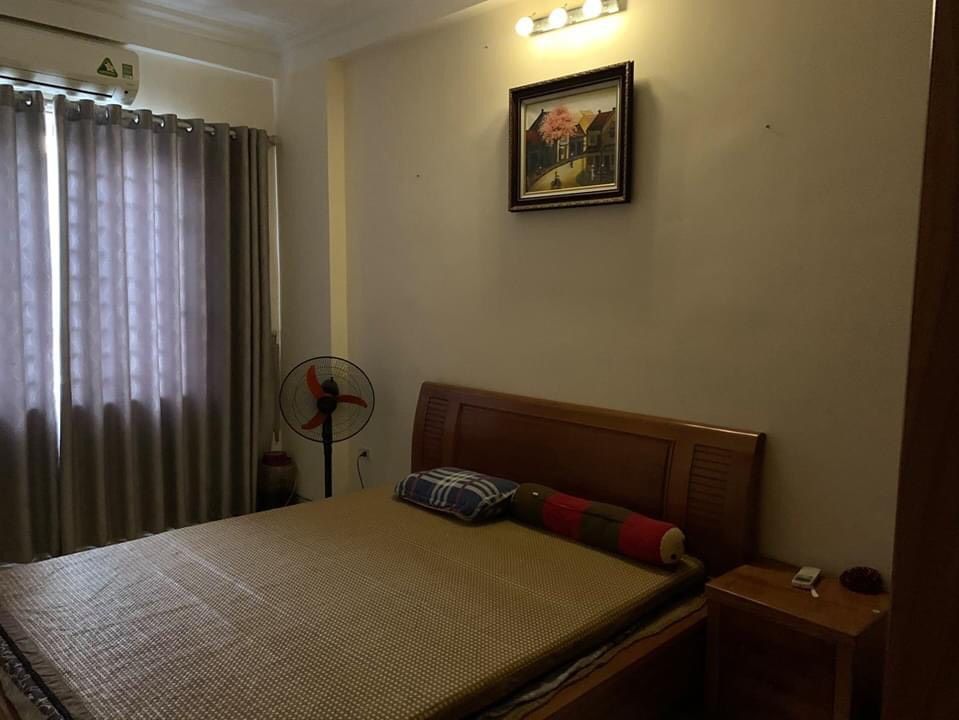 Bán nhà Thanh Liệt Thanh Trì cách Nguyễn Xiển 600m 40m2 , nhà như hình, để lại toàn bộ nội thất