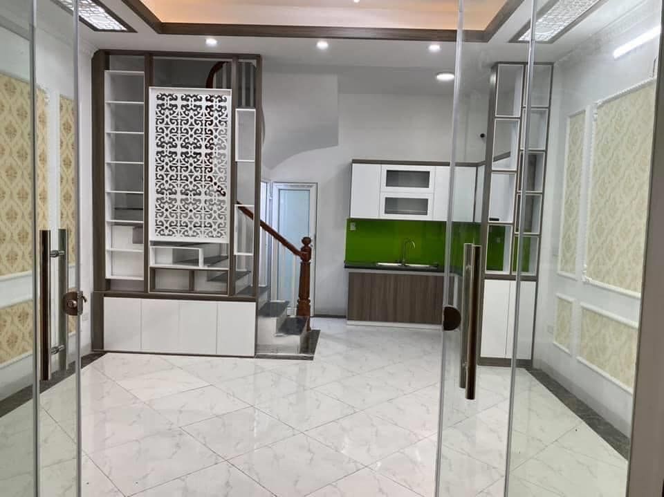 Cần bán GẤP! Kim Mã – Ba Đình, Gần Phố, ngõ thông rộng, Vuông đẹp ở ngay,30m,4T,Giá: 2.6 tỷ