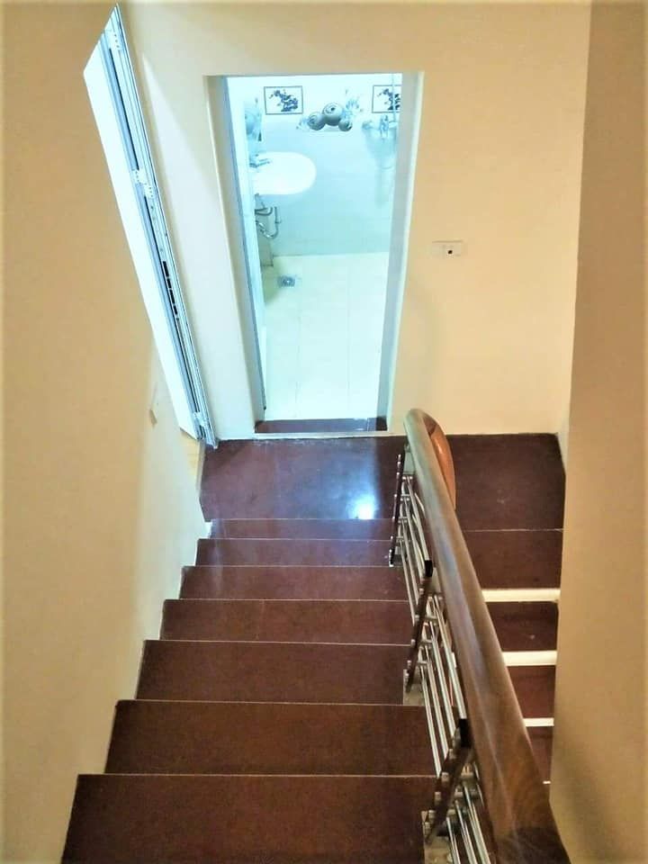 GIẢM CHÀO CÒN 2.7 TỶ CHỦ CẦN BÁN RẤT GẤP chợ Khương Trung,Thanh Xuân, sổ đỏ chính chủ.