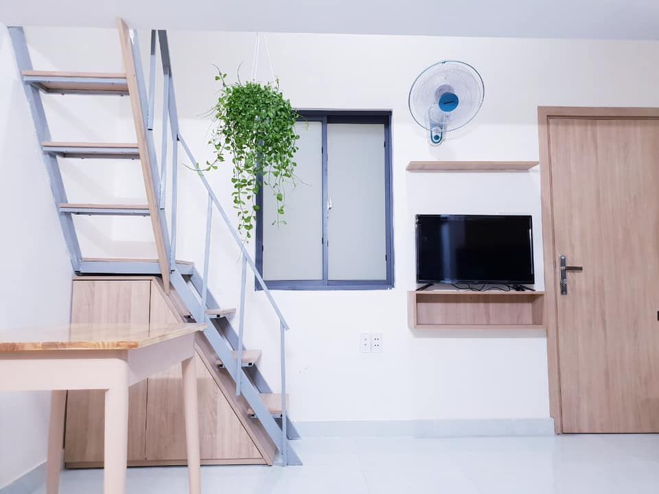 CHO THUÊ CCMN CÓ GÁC(2 giường ) , full nội thất ngay Trung tâm quận TÂN PHÚ