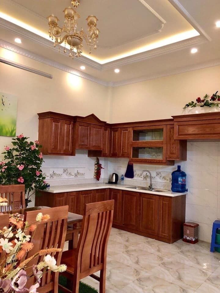 BÁN NHÀ NGÕ NGUYỄN TRÃI 40M2 GẦN ROYAL CITY NGUYỄN TRÃI Ô TÔ ĐỖ GẦN, GIÁ 3.7 TỶ. LH 0988559347