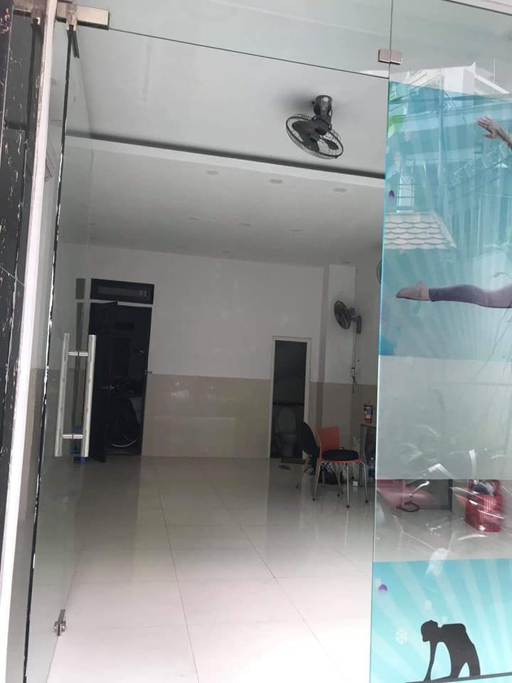 Cần cho thuê gấp mặt bằng Trần Khắc Chân, gần chợ Tân Định, Quận 1
