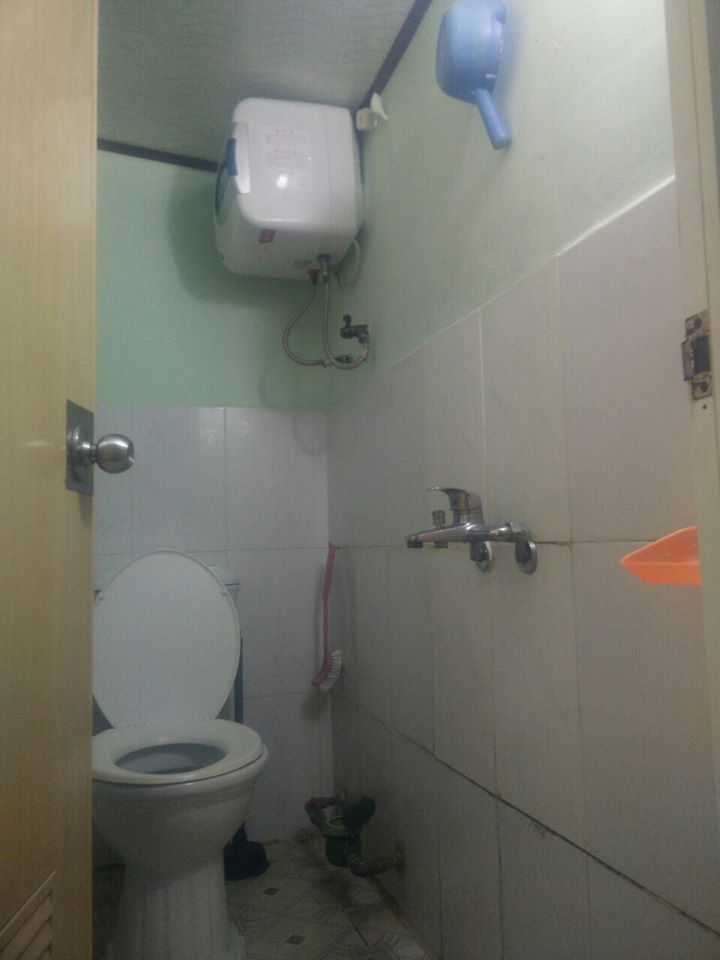 Cho thuê phòng trọ như hình, địa chỉ ở 22/9 Phù Đổng Thiên Vương, phòng mới đẹp, sạch sẽ