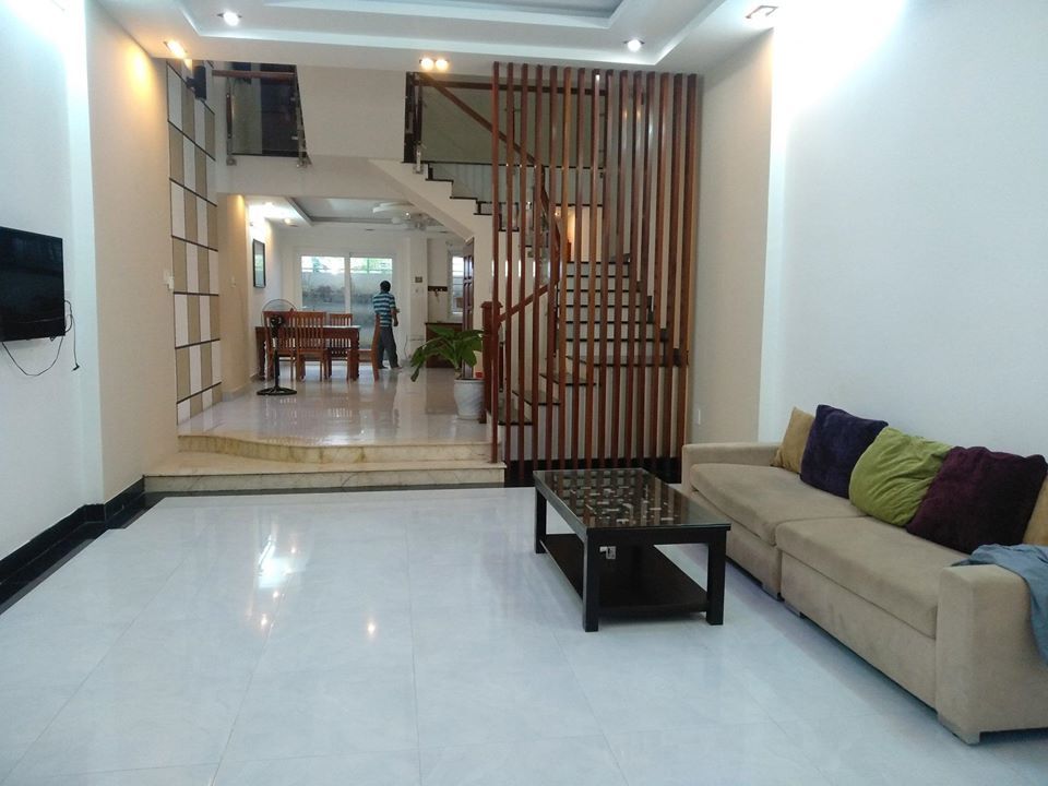Cho thuê nhà 3 tầng ĐA MẶN 5 khu Nam Việt Á, Q.Ngũ Hành Sơn