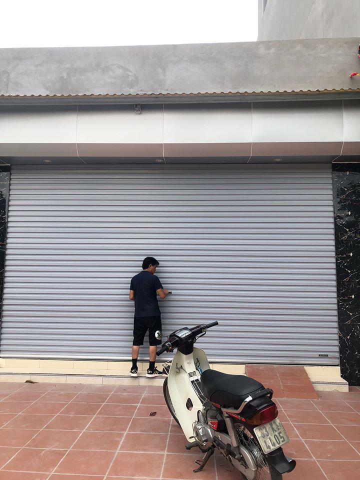 Cho thuê cửa hàng kinh doanh mặt tiền 6x20 nhà vừa xây ngay đường 36 cạnh ủy ban phường Đồng văn