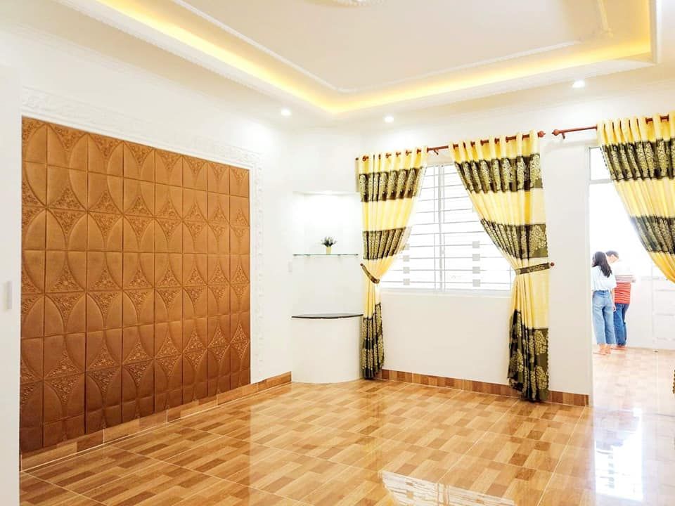 BÁN NHÀ XÂY MỚI 100% TRỆT 2 LẦU TUYỆT ĐẸP TẠI KDC HỒNG PHÁT. SỬ DỤNG NỘI THẤT CAO CẤP