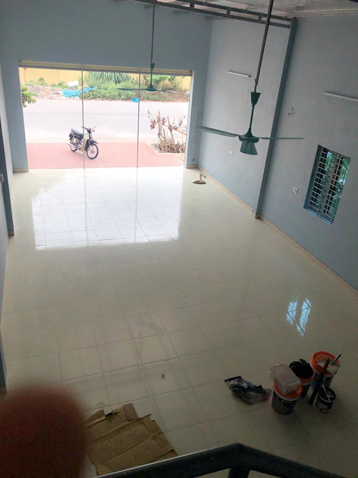 Cho thuê cửa hàng kinh doanh mặt tiền 6x20 nhà vừa xây ngay đường 36 cạnh ủy ban phường Đồng văn