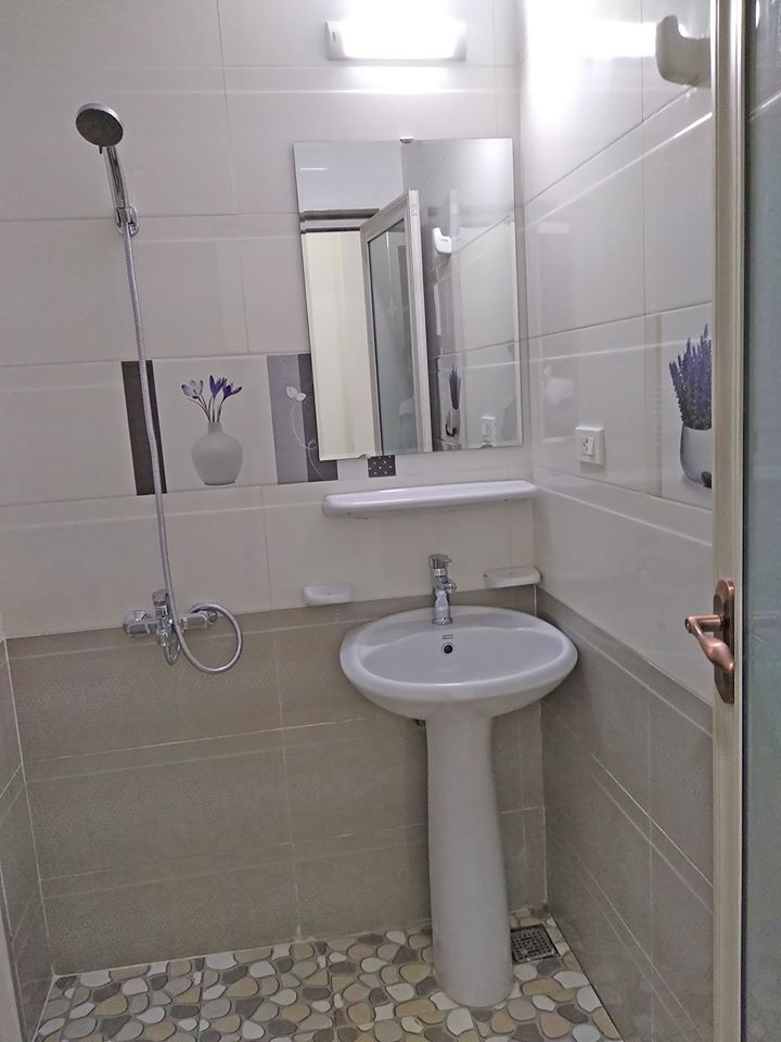 Cho thuê căn hộ mới xây chuẩn khách sạn cực đẹp - cuối đường Hàm Nghi