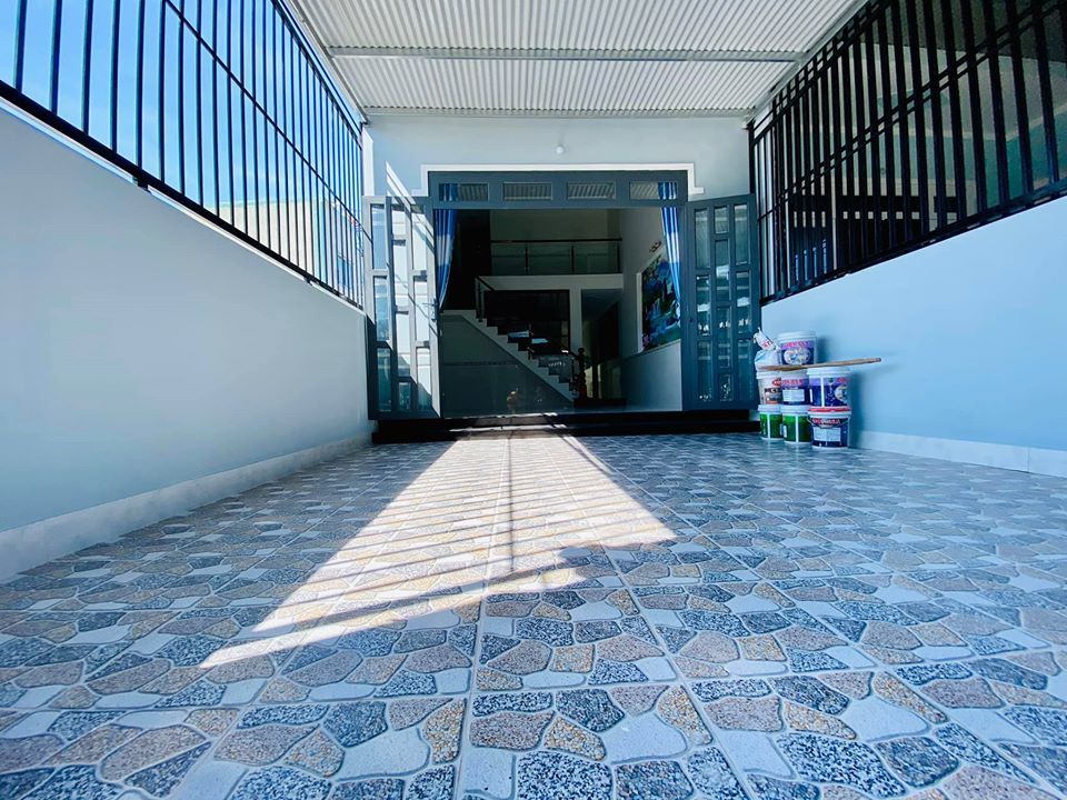Bán Nhà Cực Đẹp Sang Trọng Sổ Hồng Riêng Ngay chợ Quang Thắng- Trảng Dài- Biên Hoà.