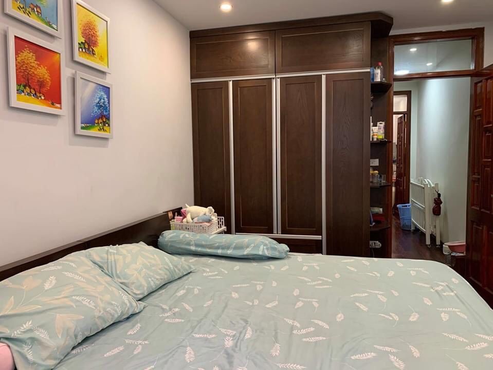 Bán nhà Thanh Liệt Thanh Trì cách Nguyễn Xiển 600m 40m2 , nhà như hình, để lại toàn bộ nội thất