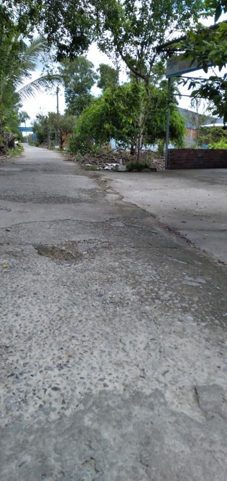 Cần bán 72.5m mặc tiền lô oto thuộc xã an xuyên tp.cà mau.