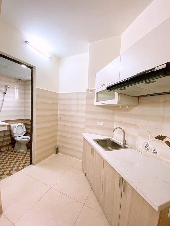 Chung cư mini mới xây view hồ tây full đồ giá rất hợp lý cho mua dịch Covid19