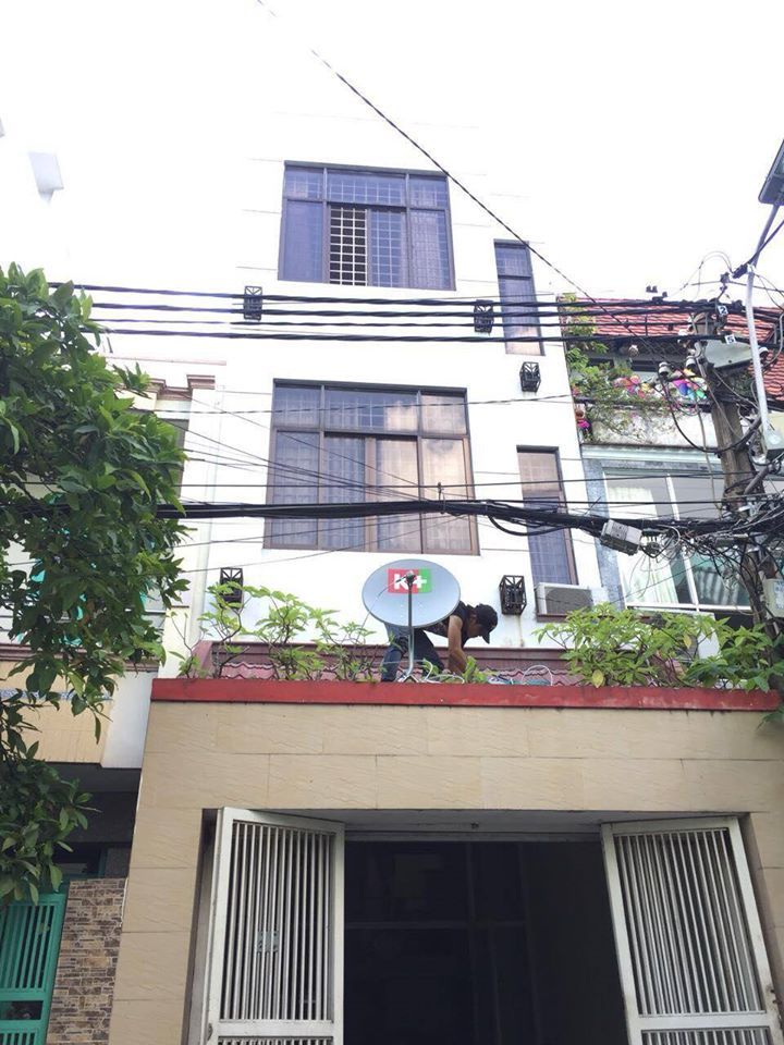 mb 4x15m (1 bếp rộng , 1 phòng khách ) + 1 tầng lửng phòng 30m2 hxh 8m cách chợ 20m khu KD ăn uống