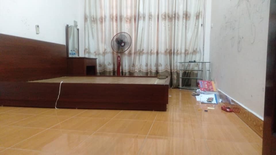 Cho thuê nhà nguyên căn ngõ 2 Tây Sơn 30m2 x 5 tầng, 3pn, ngõ oto đỗ cửa