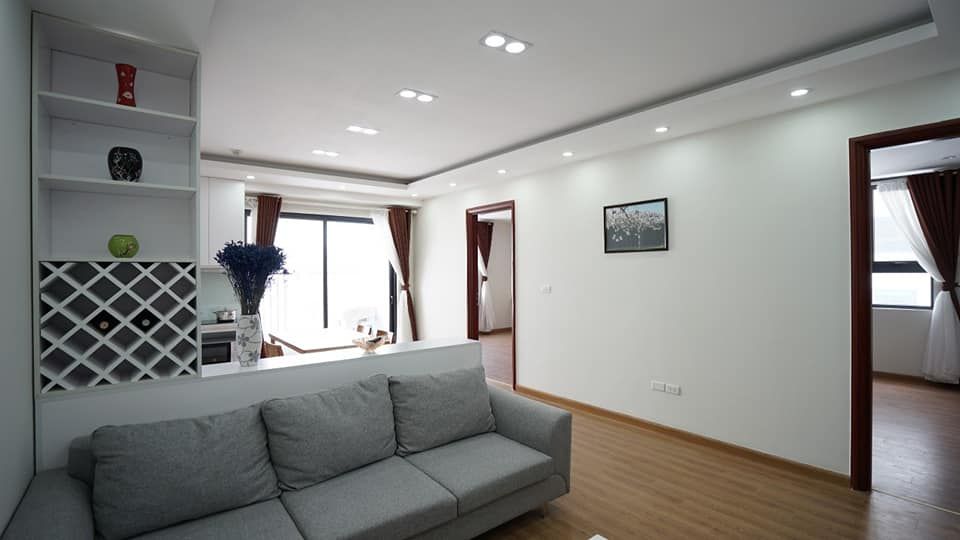 Cho thuê chung cư 219 Trung kính, căn góc sáng 74m, 02 phòng ngủ, phòng khách, bếp, 2 Wc, full đồ